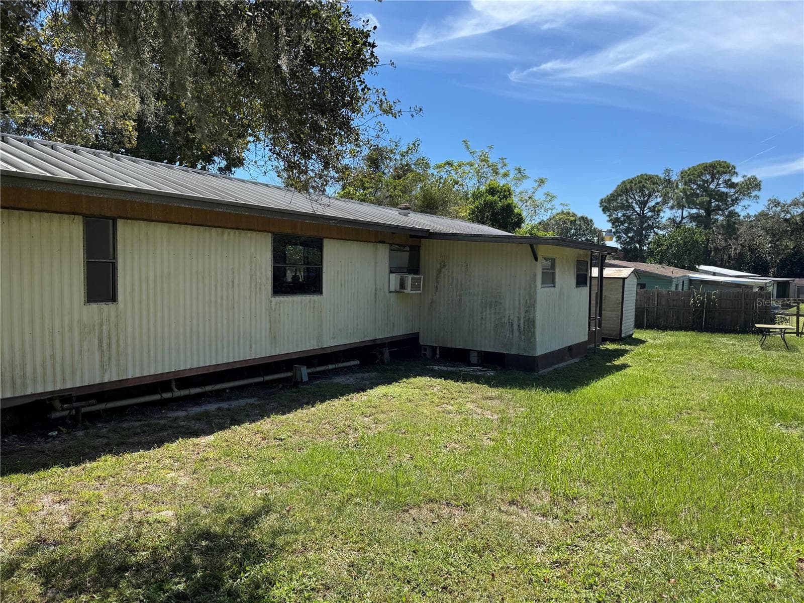 Back of home - 3256 KILBEE ST, MIMS