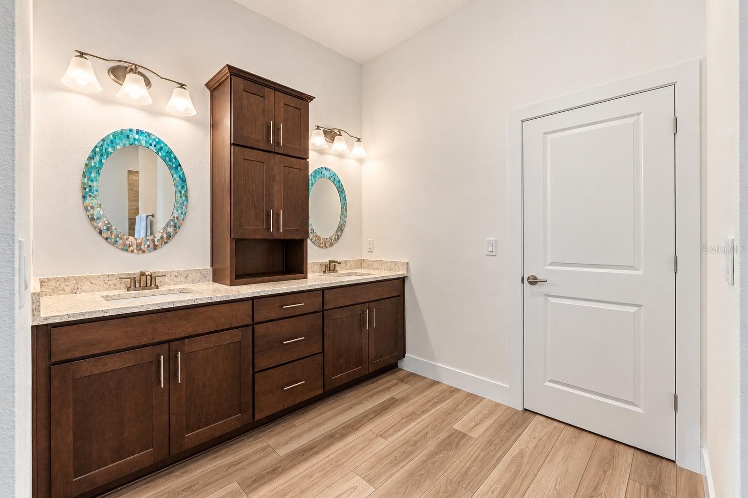 Primary bathroom - 11153 WOOD OWL AVE, WEEKI WACHEE