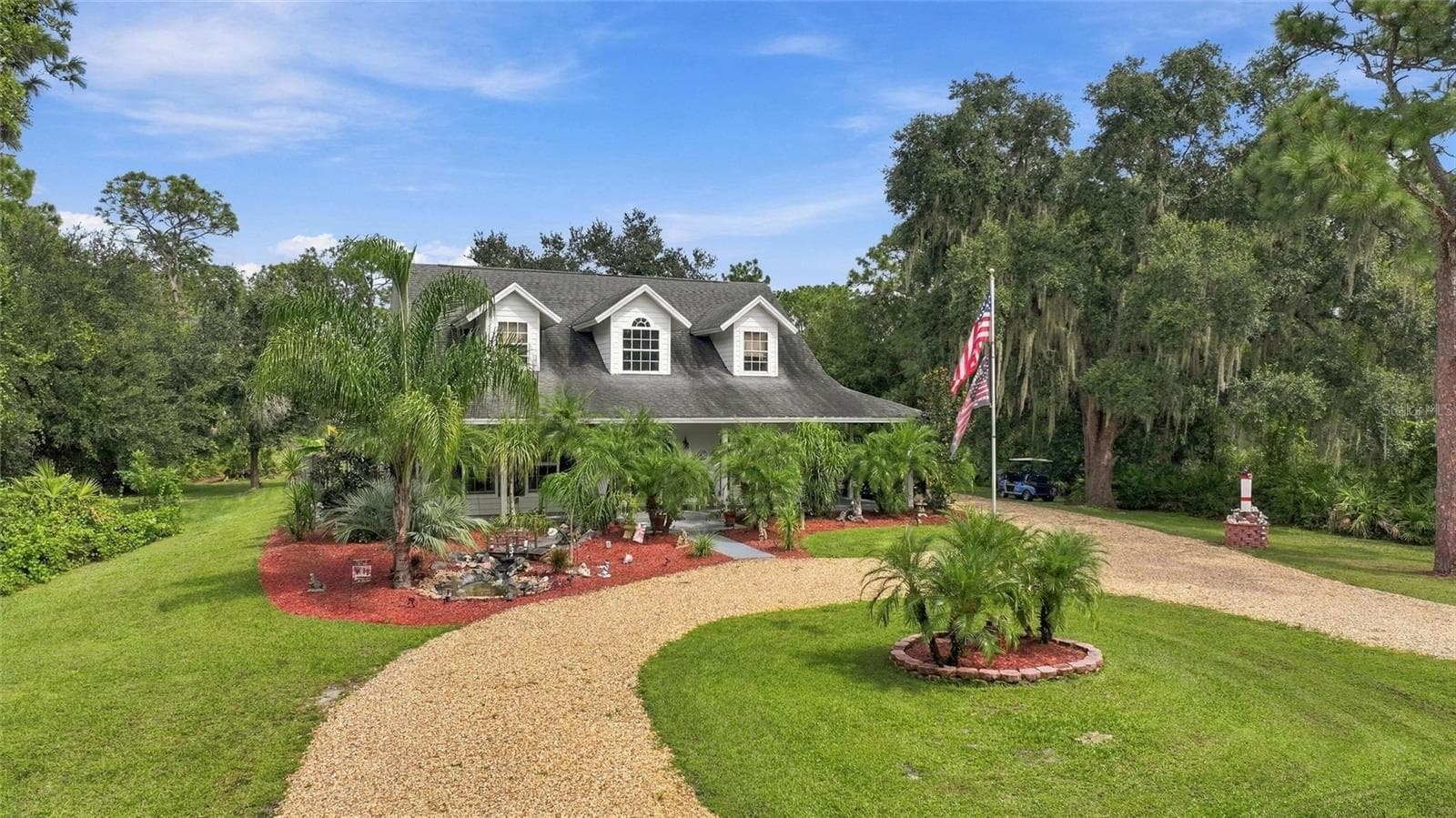 There are no immediate neighbors surrounding this home. Just a lot of peace and tranquility! - 3850 GRANADA DR, INDIAN LAKE ESTATES