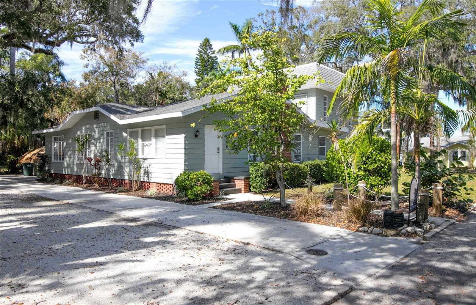 Single Family Residence at 315 29TH ST NW, BRADENTON, photo 2 of 16