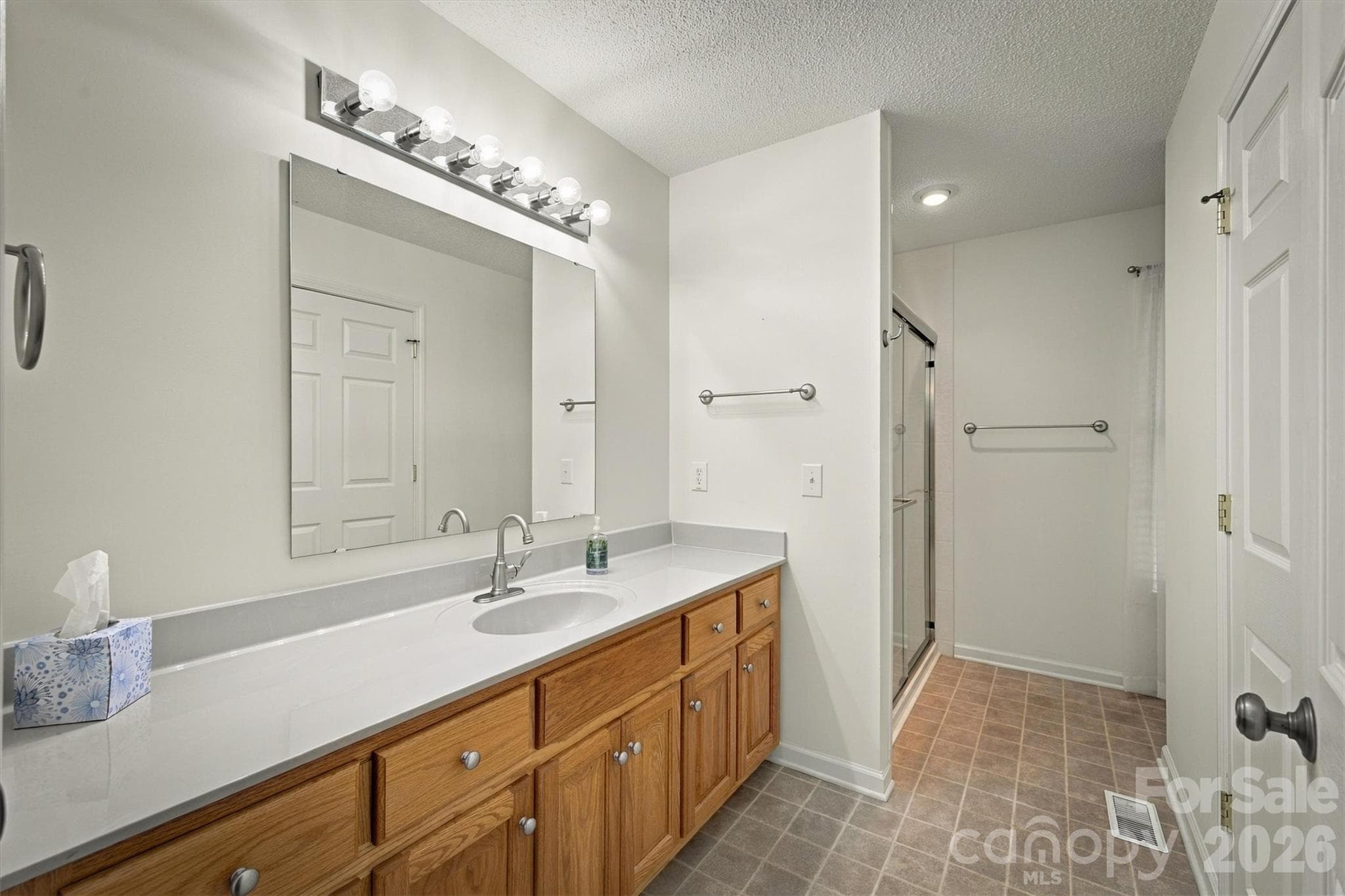 Single Family Residence at 1211 Wexford Village Circle NE, Lenoir, photo 12 of 25