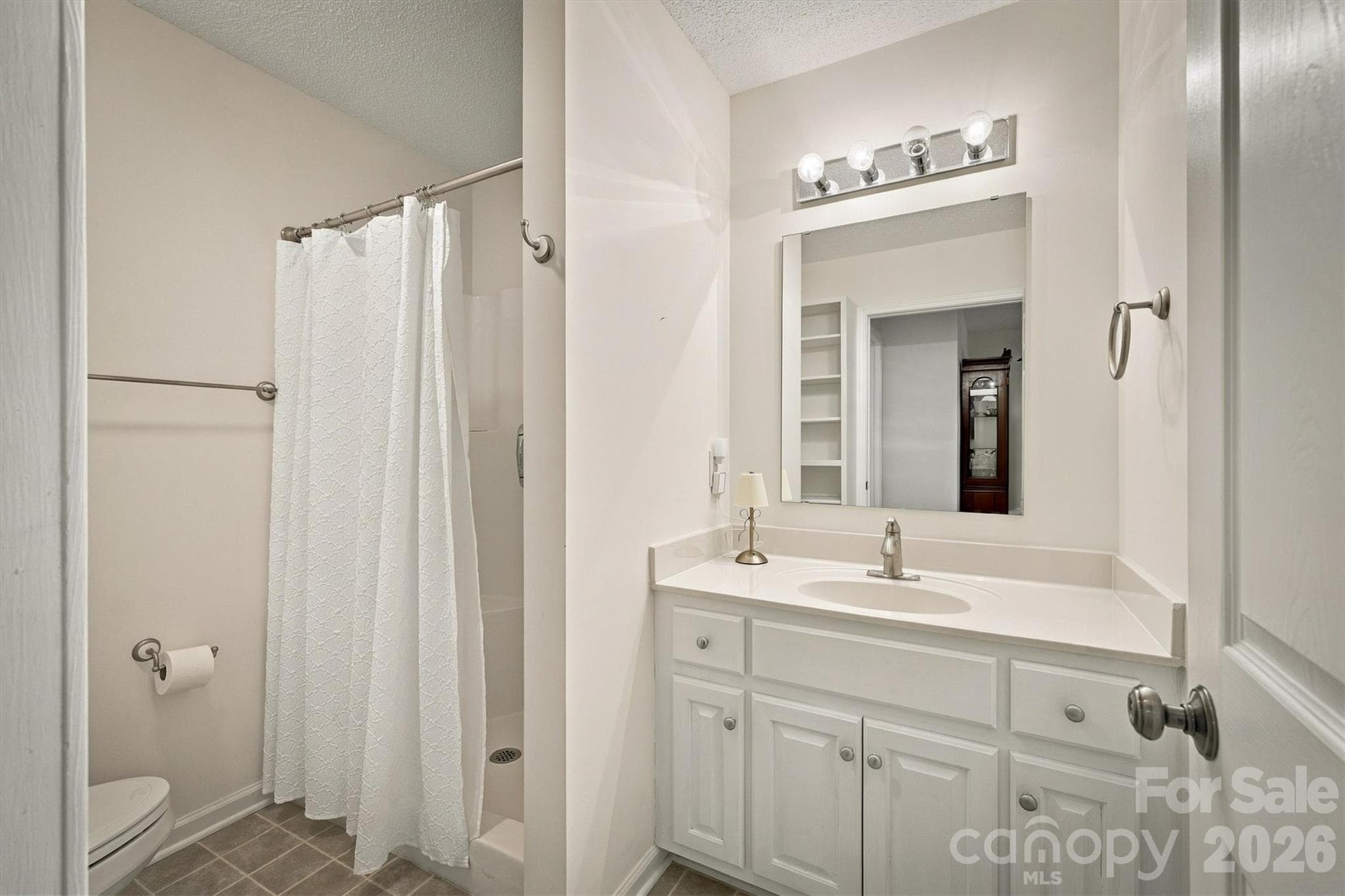 Single Family Residence at 1211 Wexford Village Circle NE, Lenoir, photo 13 of 25
