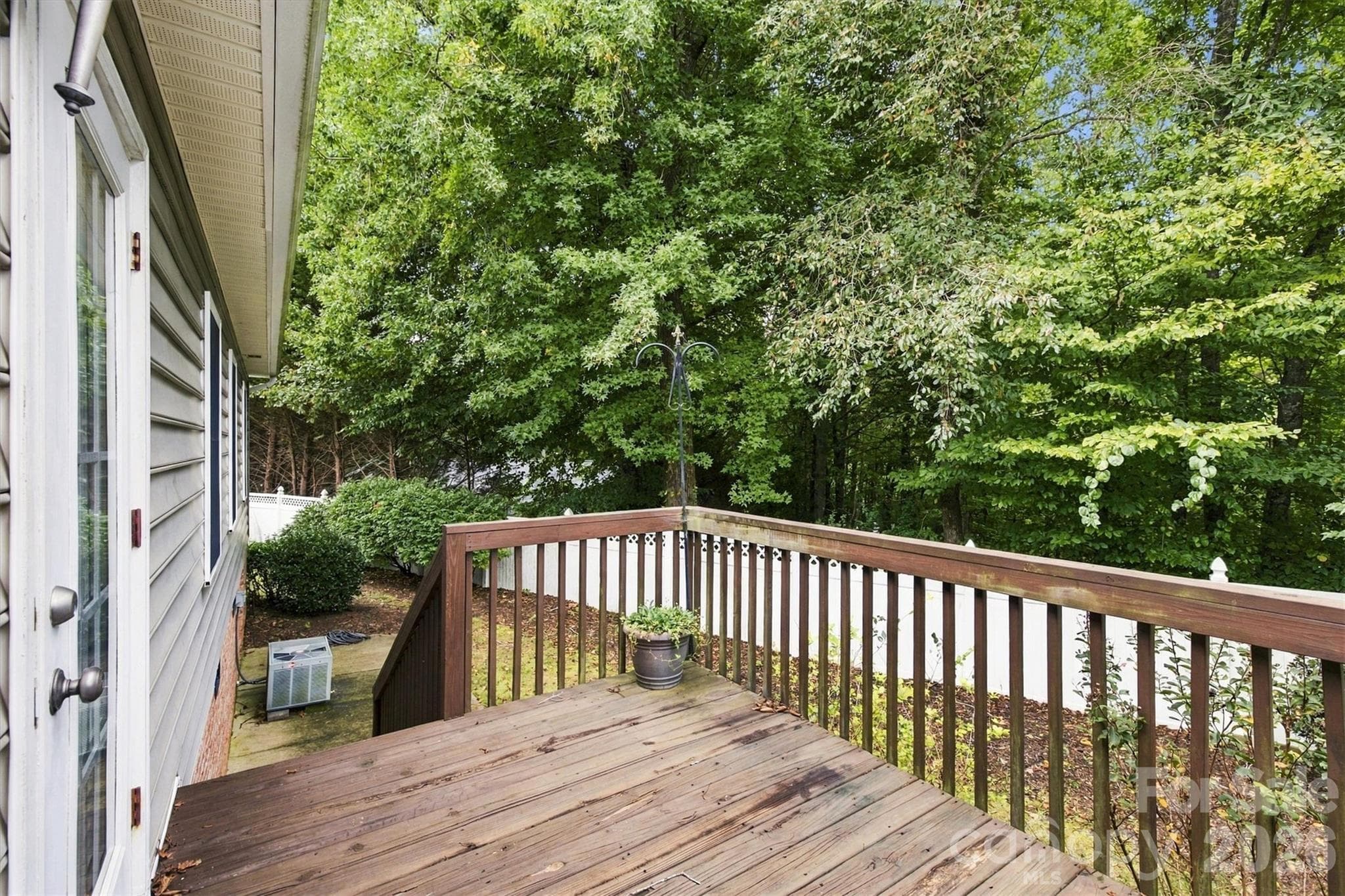 Single Family Residence at 1211 Wexford Village Circle NE, Lenoir, photo 16 of 25