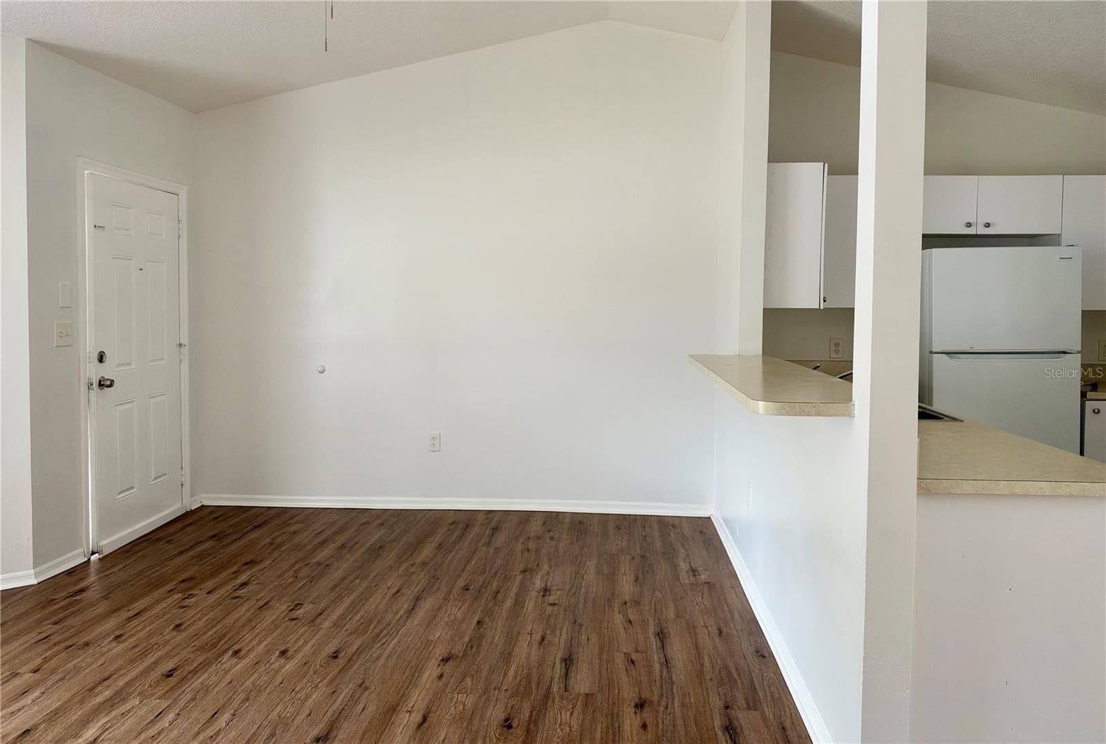 Single Family Residence at 1900 N LIME AVE, SARASOTA, photo 3 of 17
