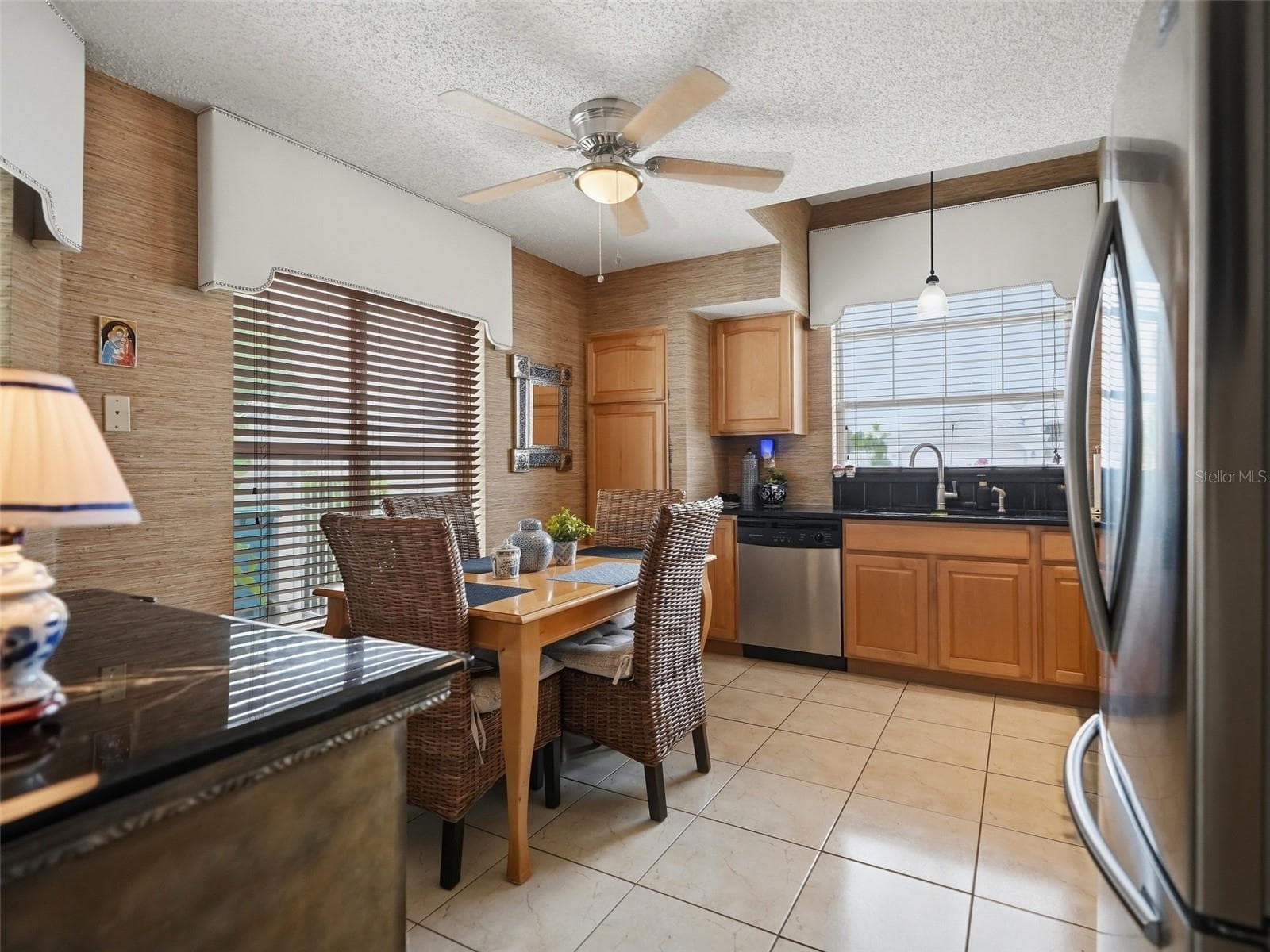 Single Family Residence at 11031 LAPAZ CT, SPRING HILL, photo 12 of 39