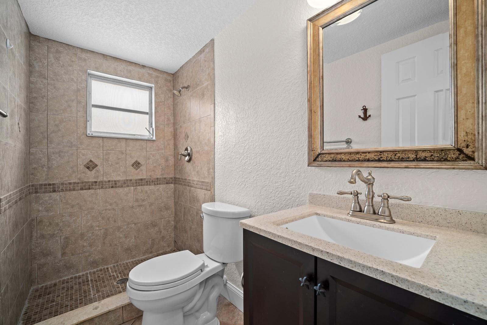 Guest Bathroom - 7805 BURNHAM DR, PORT RICHEY