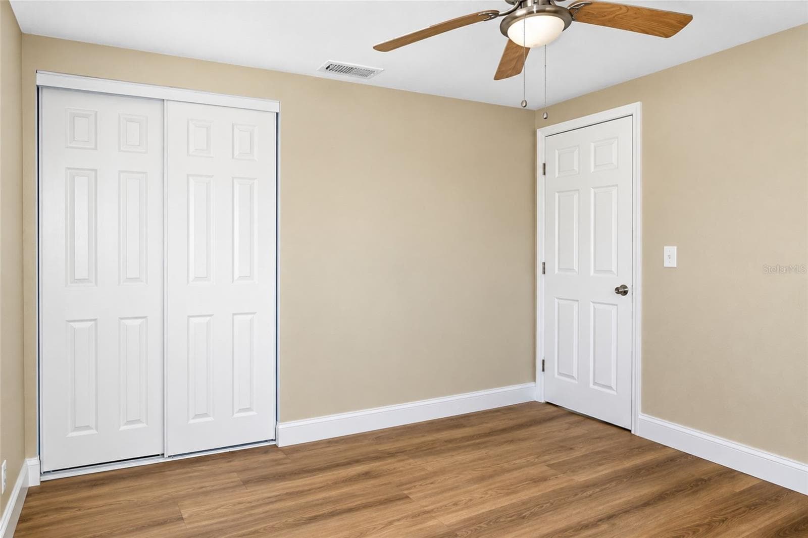Single Family Residence at 3521 KIMBERLY OAKS DR, HOLIDAY, photo 10 of 15
