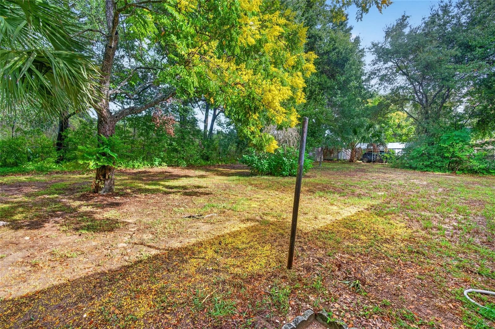 Single Family Residence at 210 NEBRASKA AVE, LEESBURG, photo 20 of 23