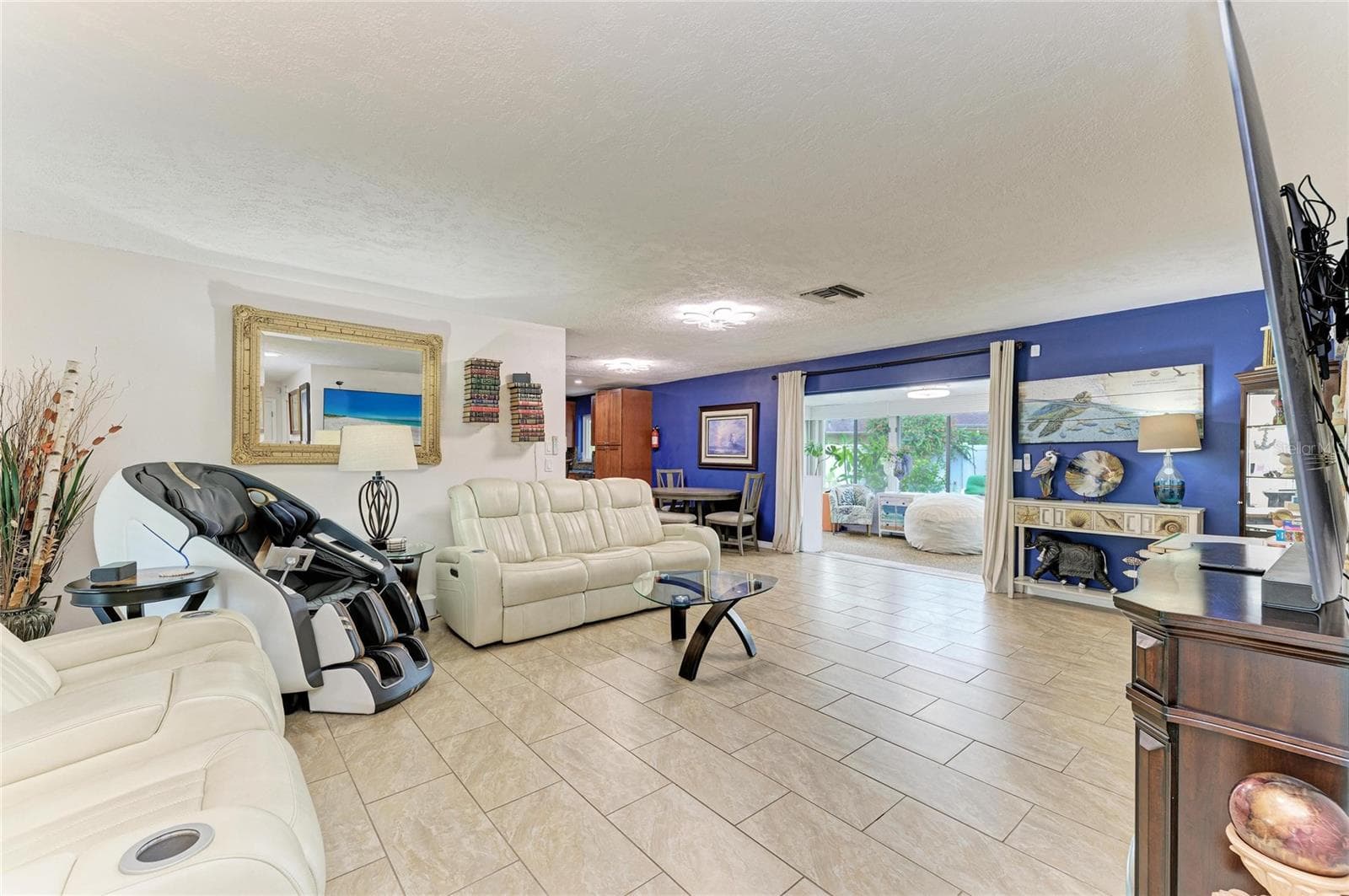 Single Family Residence at 7405 12TH AVE W, BRADENTON, photo 13 of 65