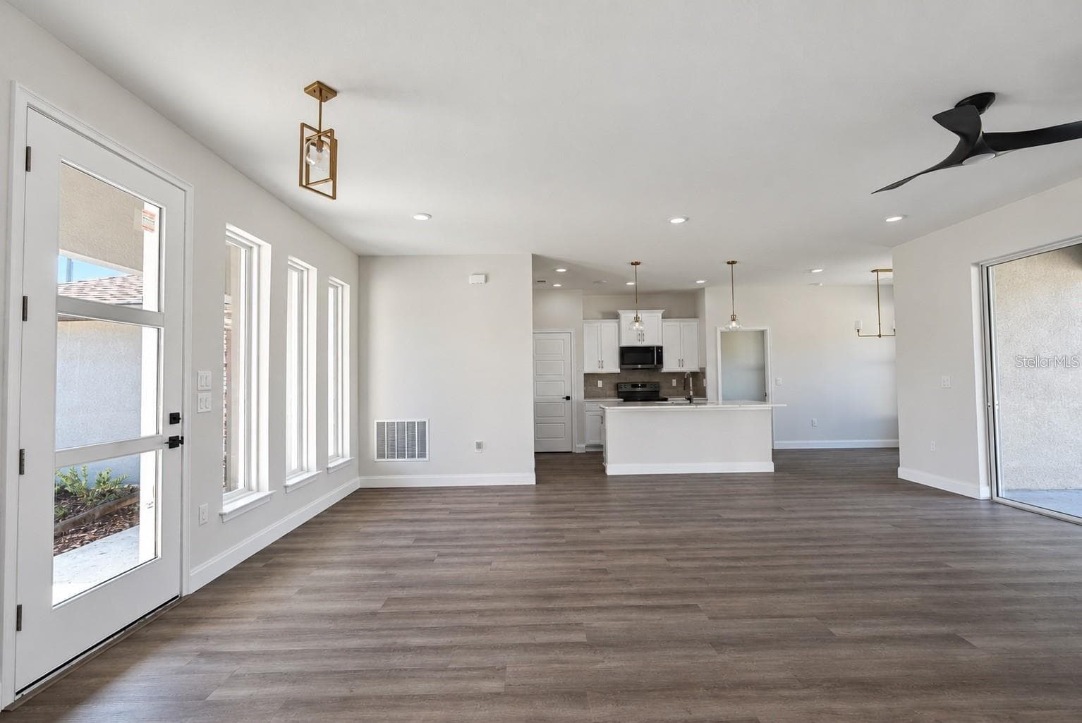 Single Family Residence at 6 BRONSON LN, PALM COAST, photo 13 of 44