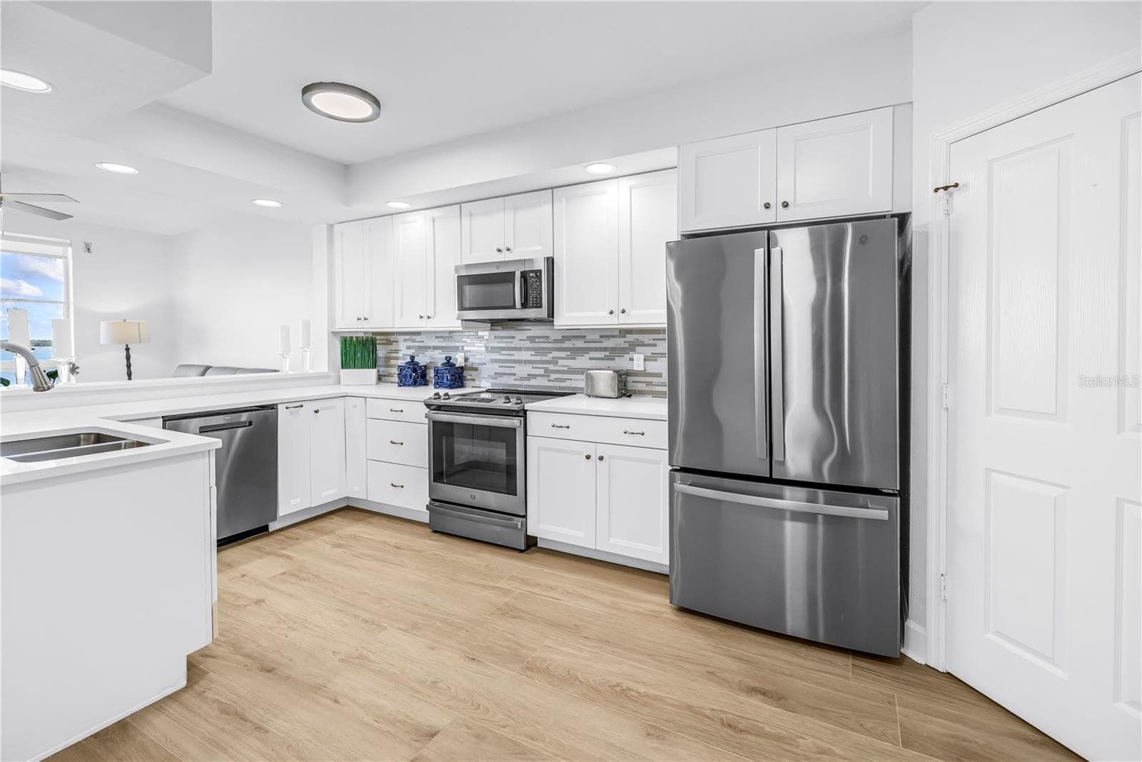 Condominium at 4981 BACOPA LN S #602, ST PETERSBURG, photo 19 of 62
