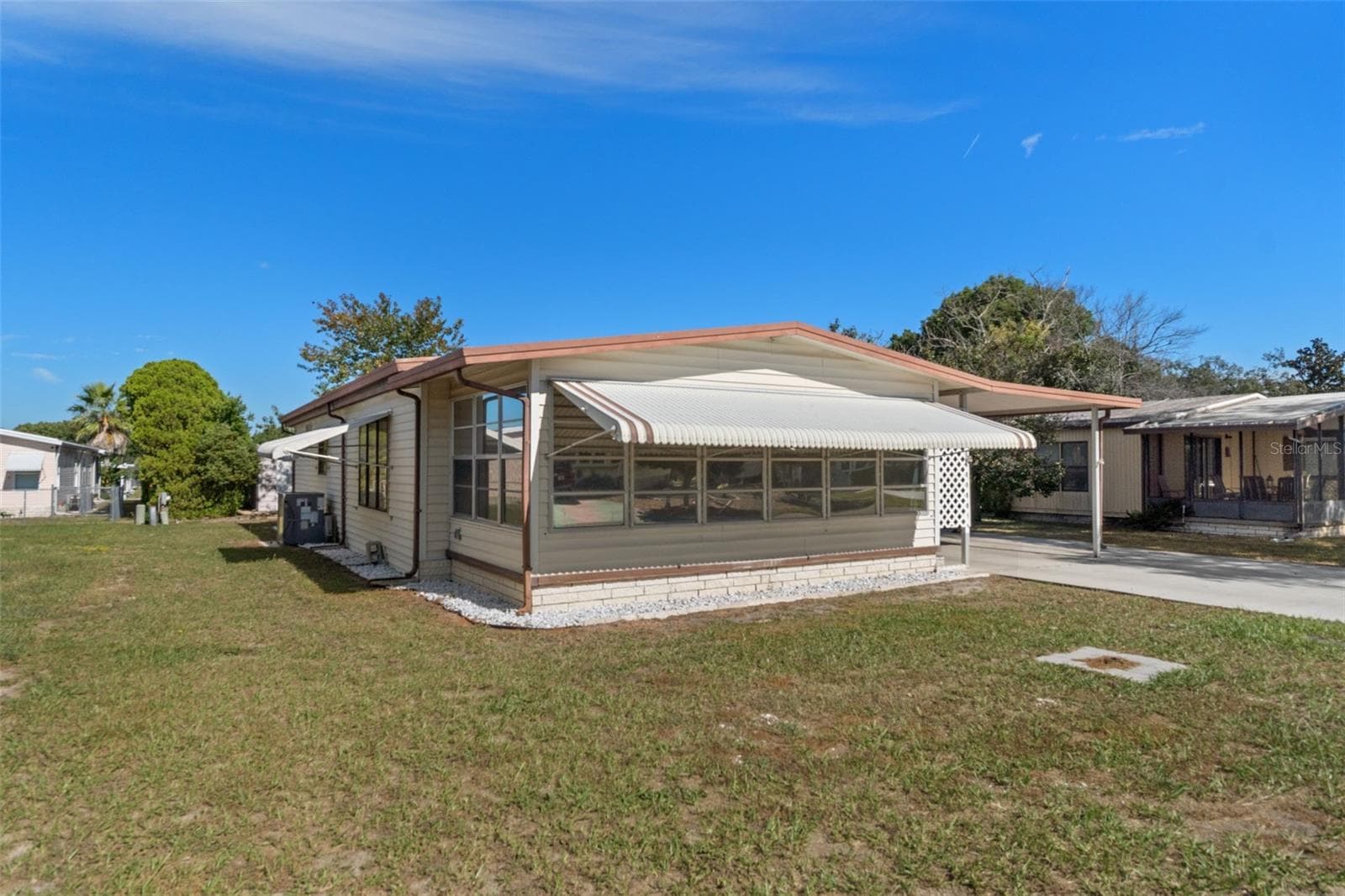 Manufactured Home at 8489 FLEETWAY AVE, BROOKSVILLE, photo 2 of 55