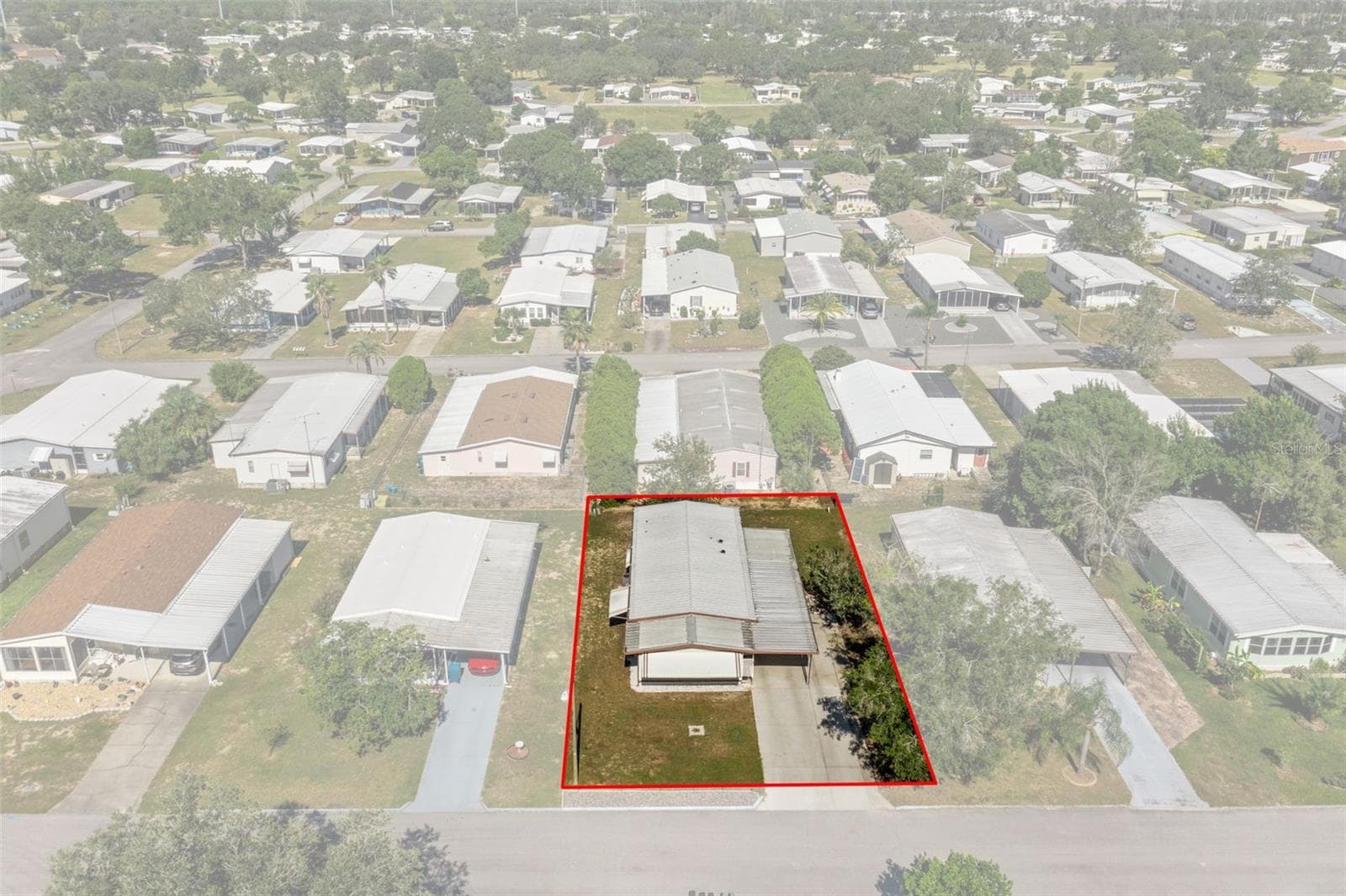 Manufactured Home at 8489 FLEETWAY AVE, BROOKSVILLE, photo 4 of 55