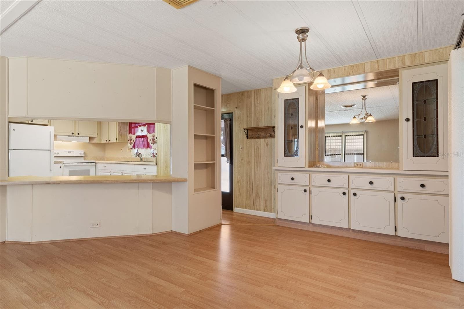 Manufactured Home at 8489 FLEETWAY AVE, BROOKSVILLE, photo 11 of 55