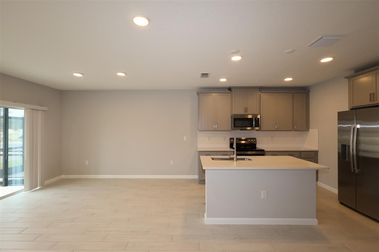 Townhouse at 6104 FELLOW WAGON WAY, ORLANDO, photo 7 of 27
