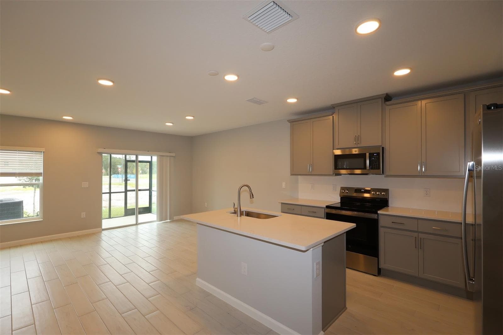 Townhouse at 6104 FELLOW WAGON WAY, ORLANDO, photo 9 of 27