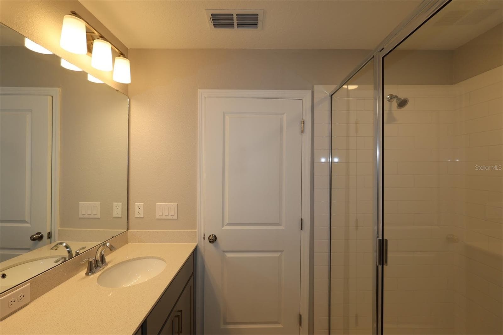 Townhouse at 6104 FELLOW WAGON WAY, ORLANDO, photo 19 of 27