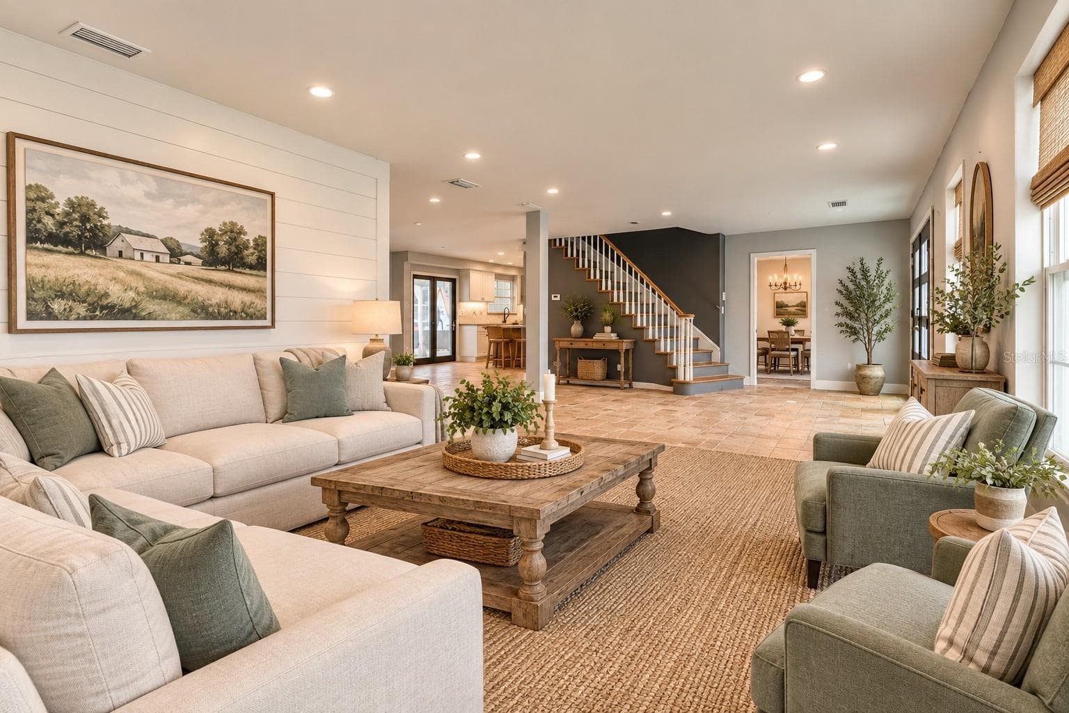 VS Living Room - 2015 HALIFAX DR, PORT ORANGE