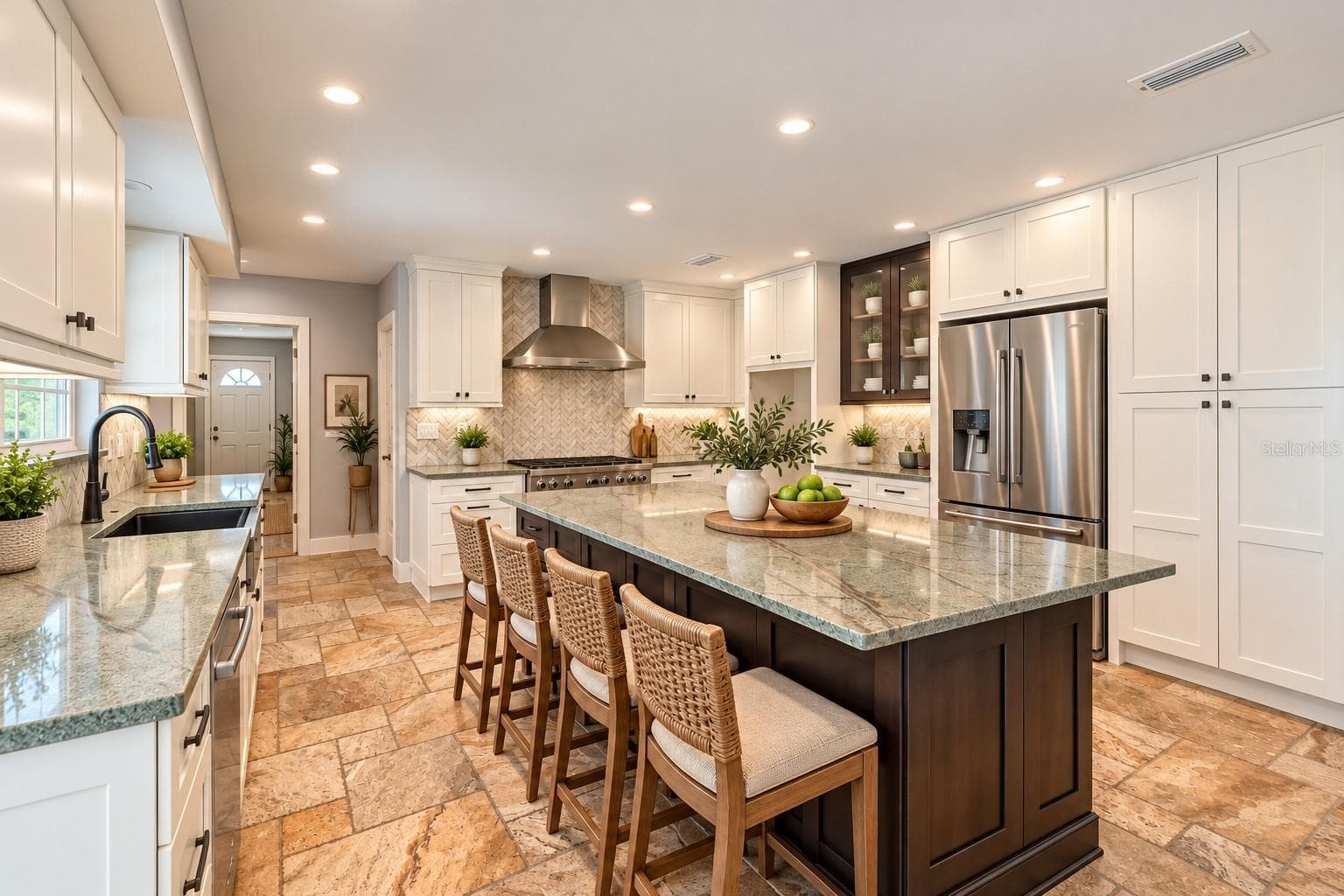 VS Kitchen - 2015 HALIFAX DR, PORT ORANGE