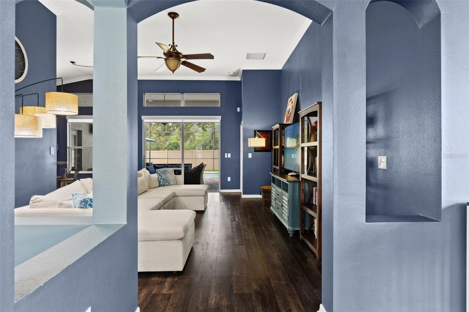 Architectural details add definition and character while preserving the open flow buyers love for everyday living. - 1419 BLUE MARLIN BLVD, HOLIDAY