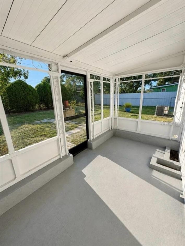 Single Family Residence at 2148 CATALINA DR N, CLEARWATER, photo 19 of 23