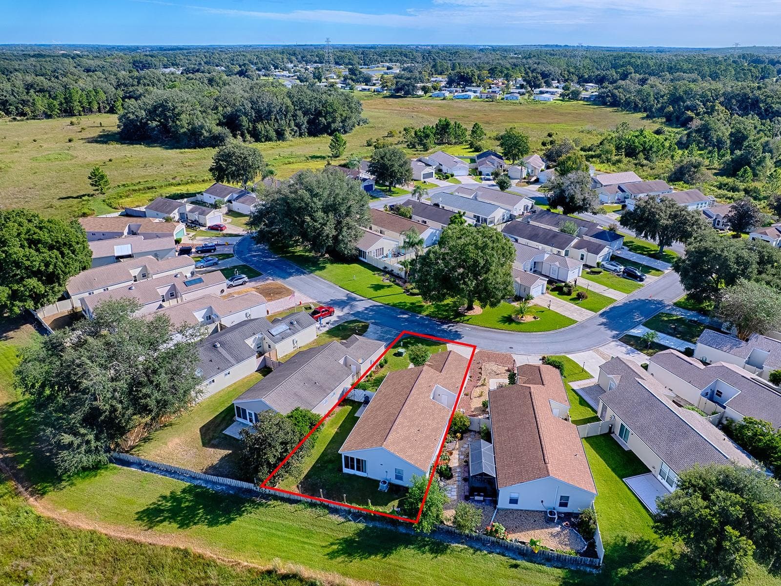 Single Family Residence at 4952 HERON RUN CIR, LEESBURG, photo 51 of 58