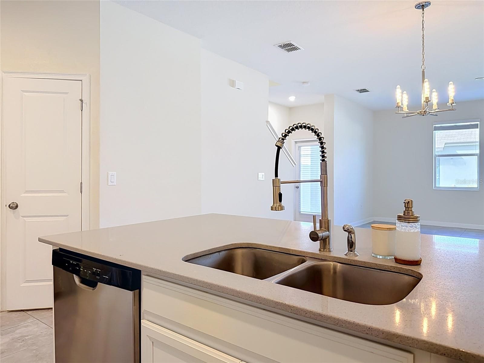 Single Family Residence at 11030 FOLKLORE ST, WINTER GARDEN, photo 12 of 71