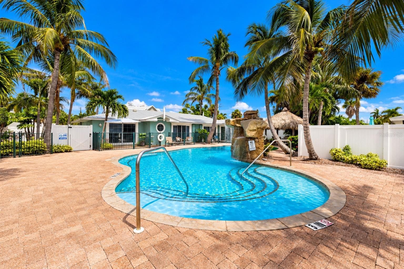 Condominium at 215 67TH ST #6, HOLMES BEACH, photo 26 of 33