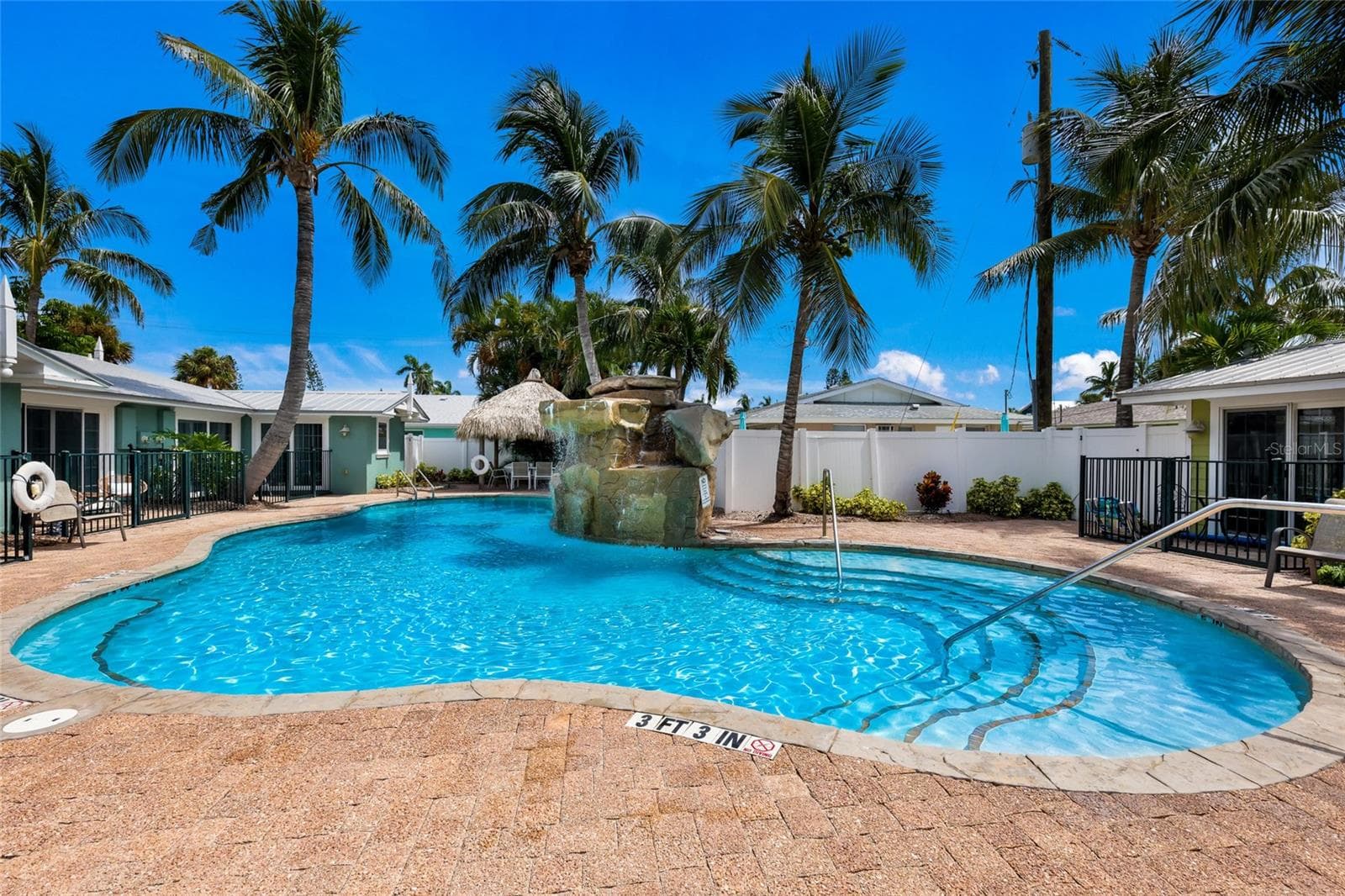 Condominium at 215 67TH ST #6, HOLMES BEACH, photo 27 of 33