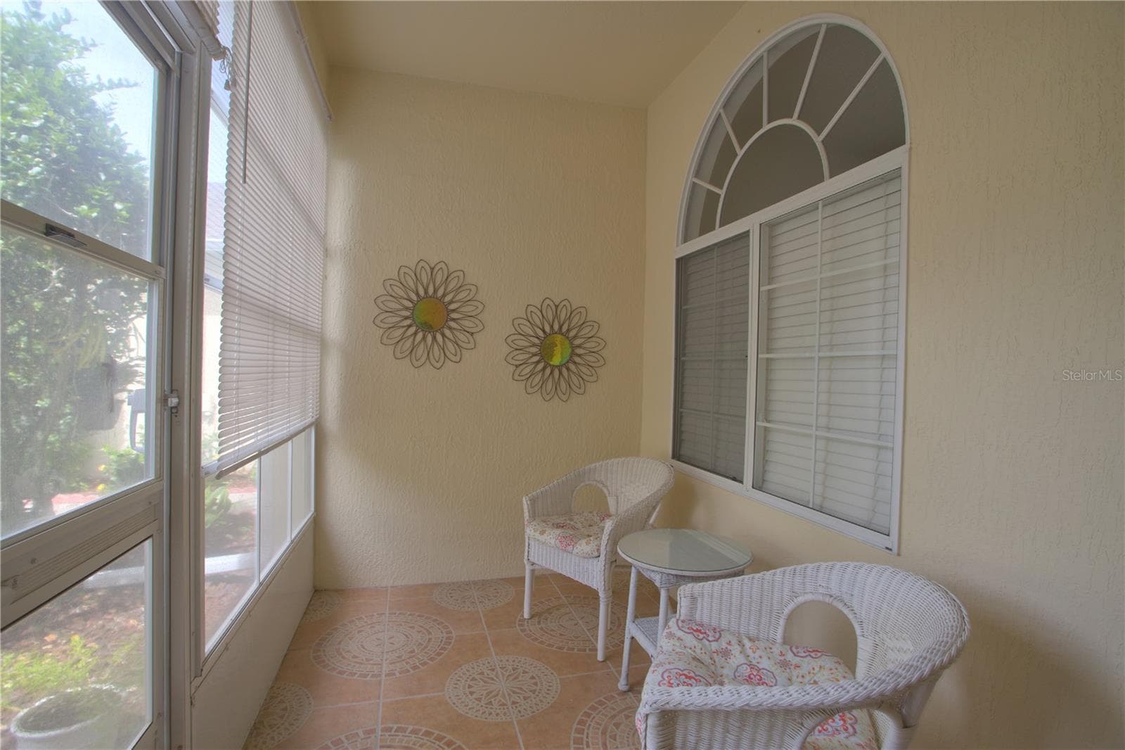 Lanai - 91 CLUB VILLAS LN, KISSIMMEE