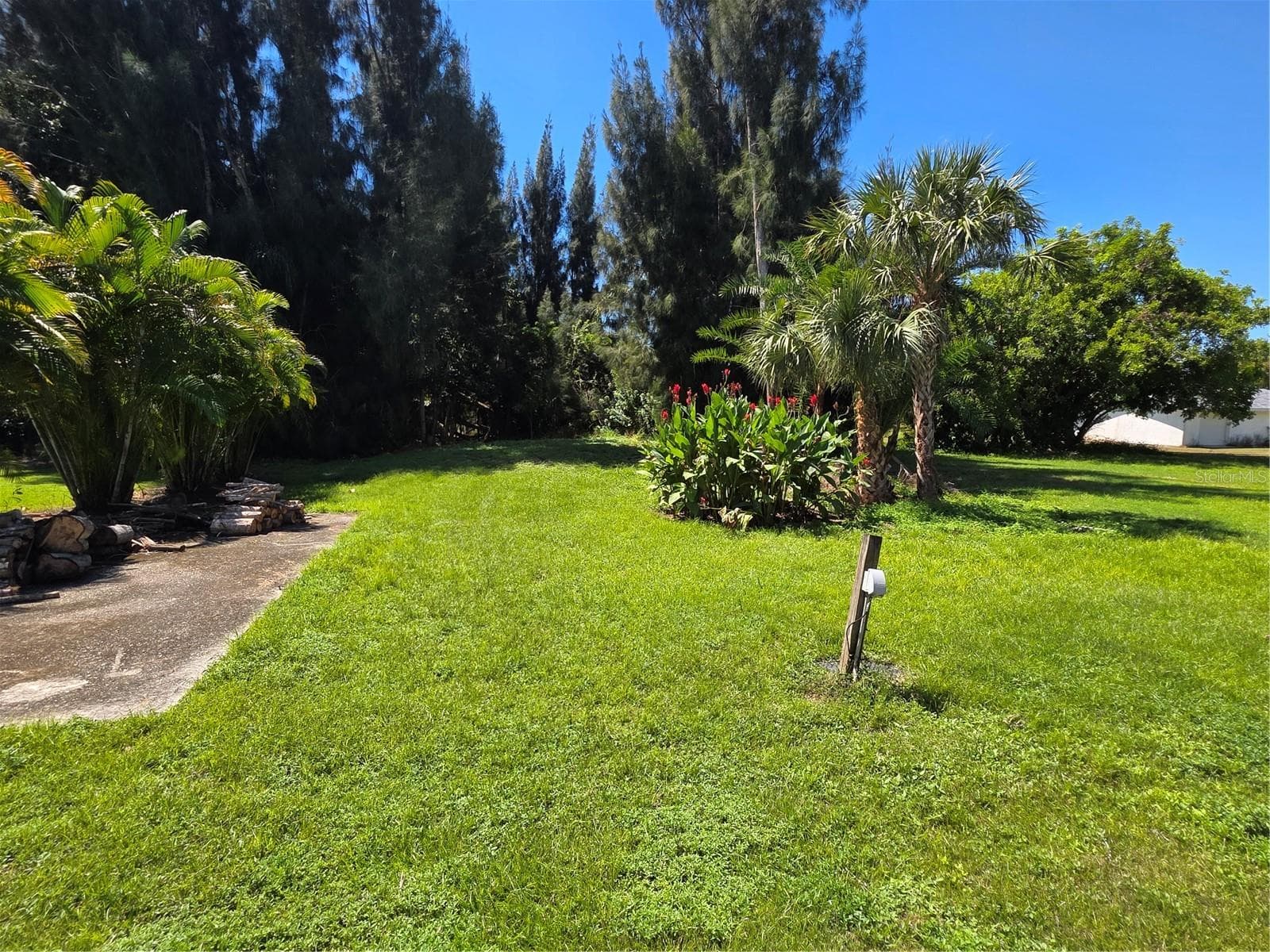 Single Family Residence at 27429 DUTCH AVE, PUNTA GORDA, photo 52 of 56
