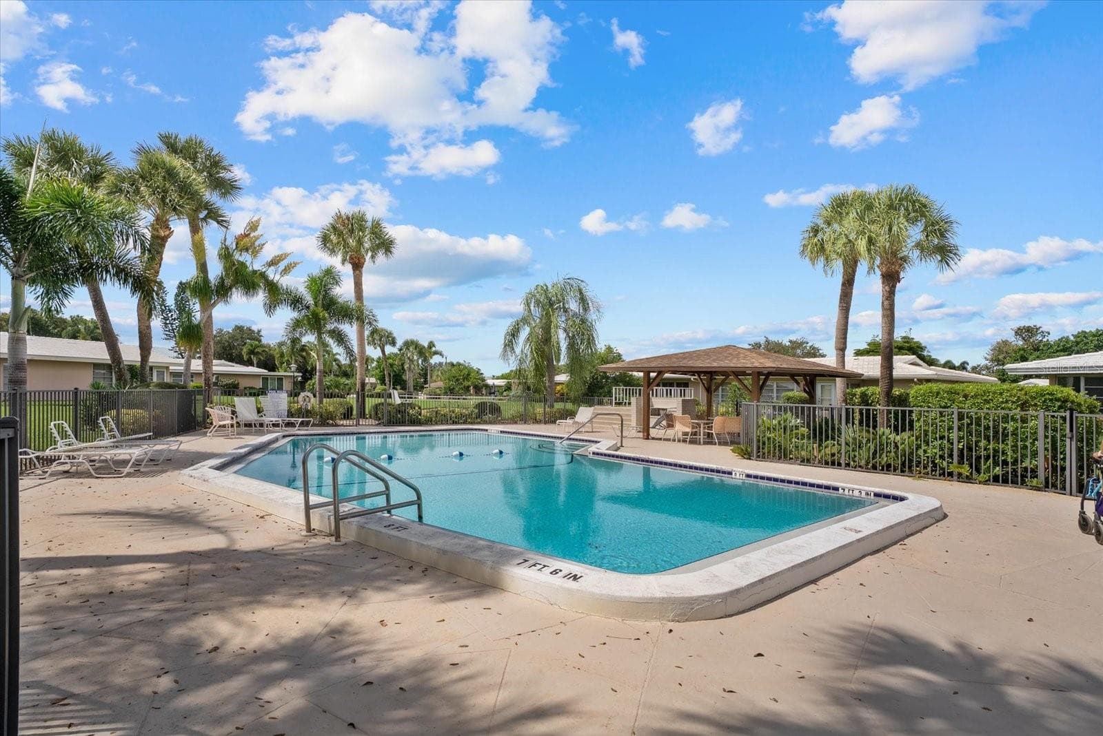 Condominium at 3289 FAIRHAVEN LN #112, SARASOTA, photo 37 of 44