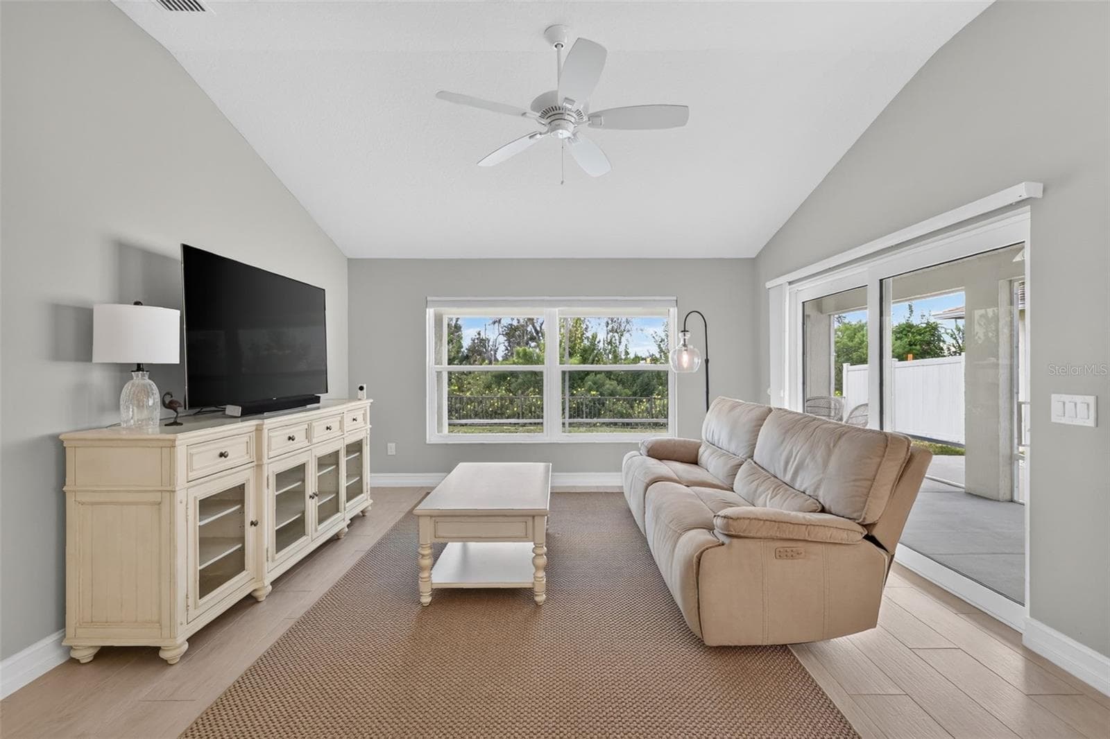 Single Family Residence at 974 JAY ST, THE VILLAGES, photo 16 of 39