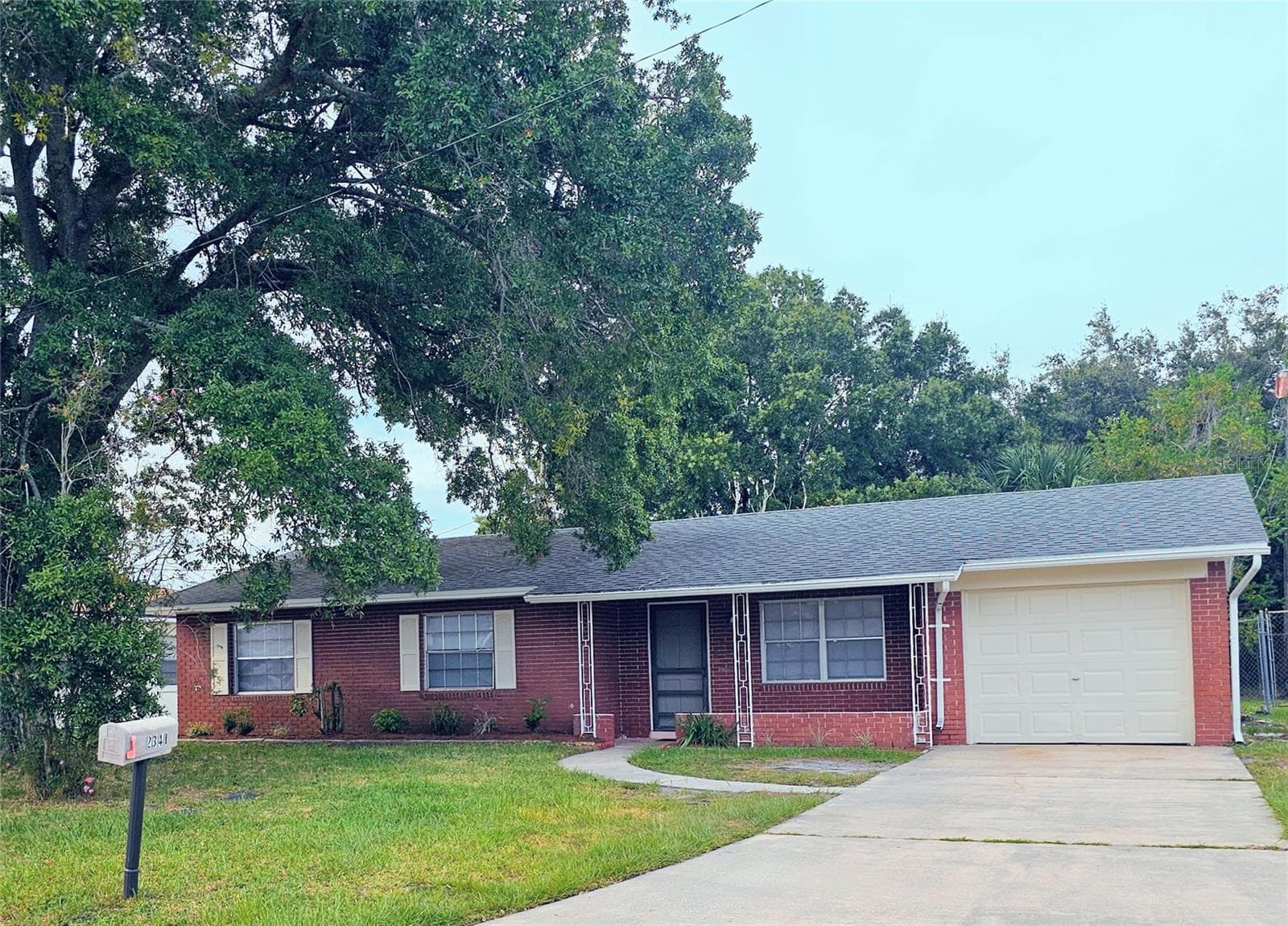 2341 VIRGINIA DR