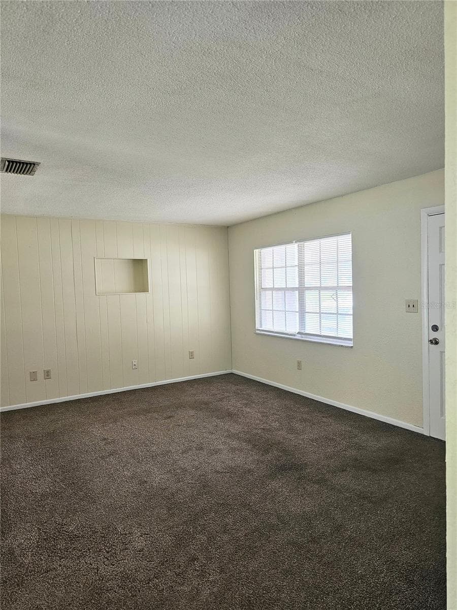 Single Family Residence at 2341 VIRGINIA DR, KISSIMMEE, photo 4 of 12