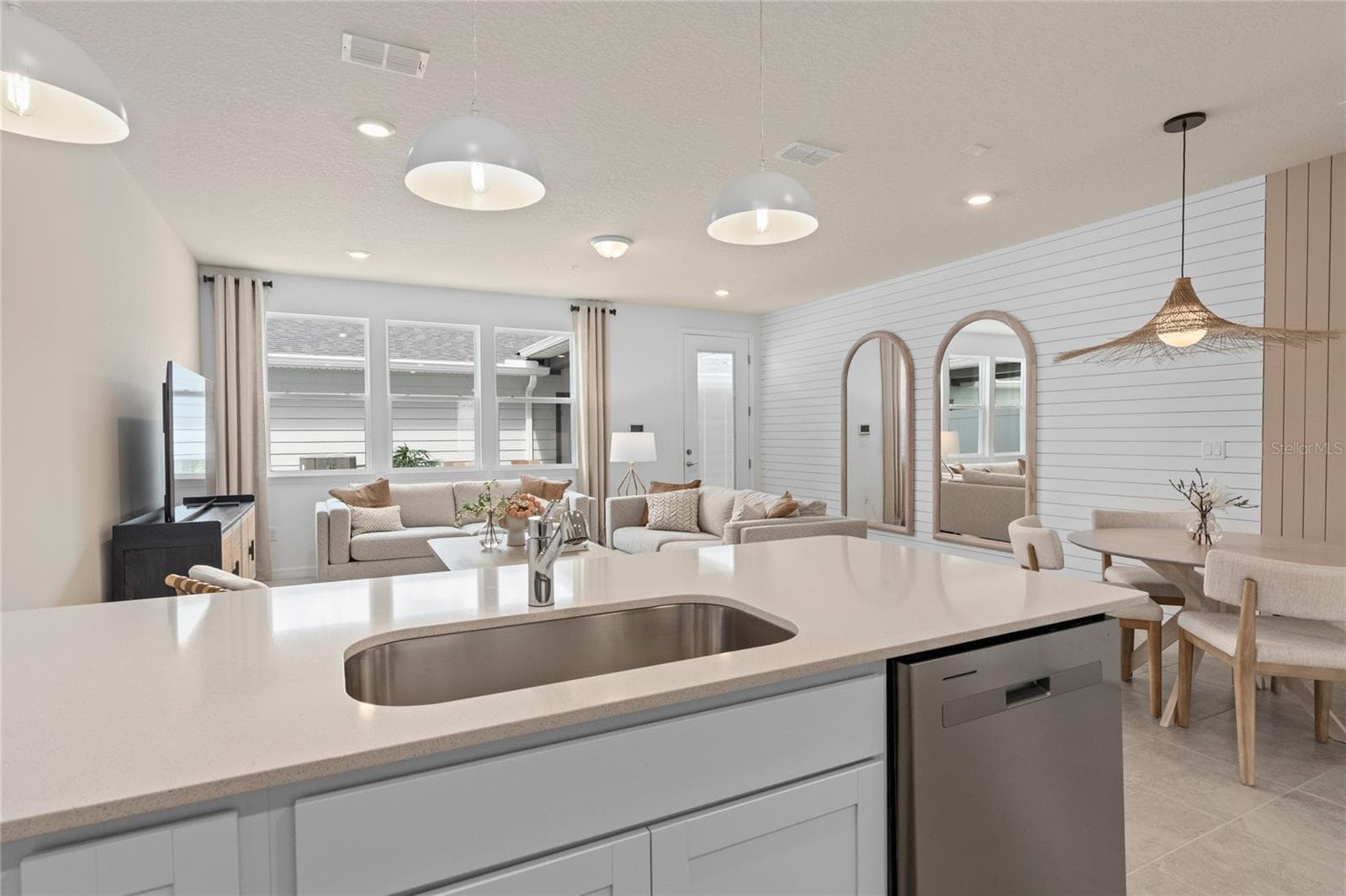 Model Home Design Only. Pictures and furnishings are for illustrative purposes only. Elevations, colors and options may vary. Furniture is for model home staging only. - 6403 ARGENT WOOD DRIVE, WINTER GARDEN