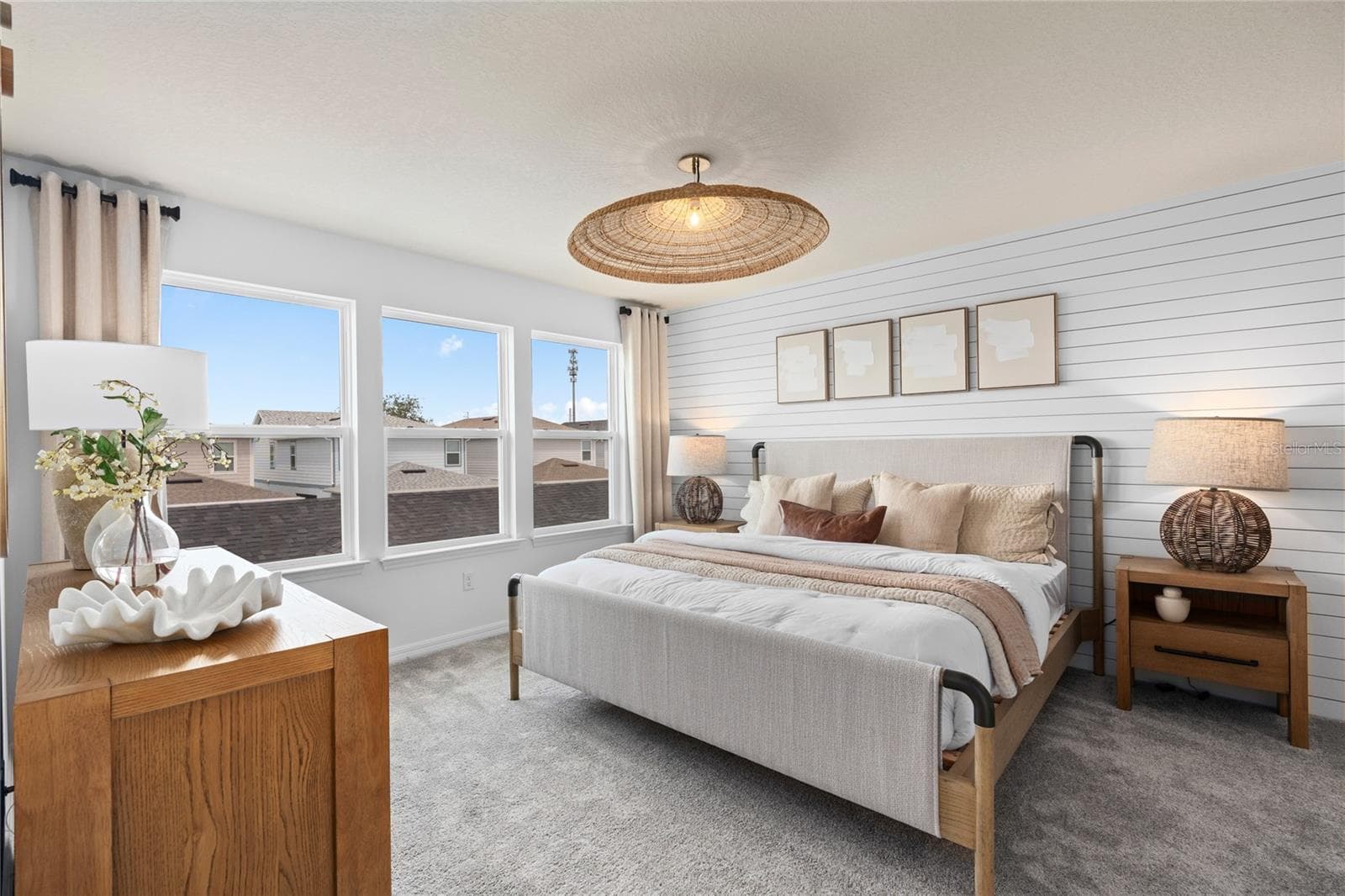 Model Home Design Only. Pictures and furnishings are for illustrative purposes only. Elevations, colors and options may vary. Furniture is for model home staging only. - 6403 ARGENT WOOD DRIVE, WINTER GARDEN