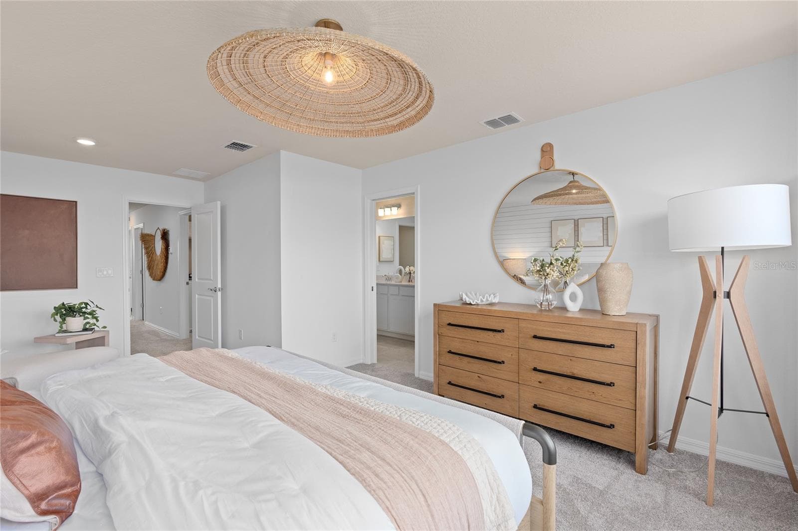 Model Home Design Only. Pictures and furnishings are for illustrative purposes only. Elevations, colors and options may vary. Furniture is for model home staging only. - 6403 ARGENT WOOD DRIVE, WINTER GARDEN