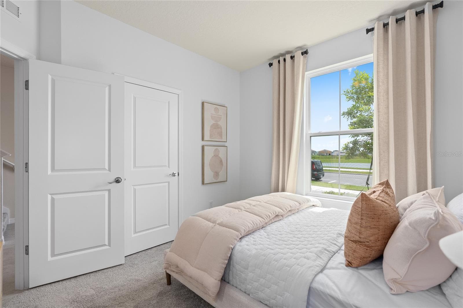 Model Home Design Only. Pictures and furnishings are for illustrative purposes only. Elevations, colors and options may vary. Furniture is for model home staging only. - 6403 ARGENT WOOD DRIVE, WINTER GARDEN