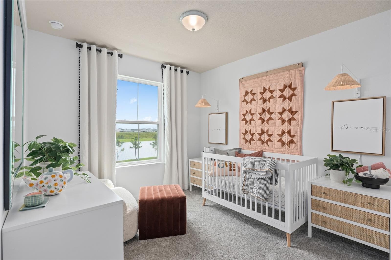 Model Home Design Only. Pictures and furnishings are for illustrative purposes only. Elevations, colors and options may vary. Furniture is for model home staging only. - 6403 ARGENT WOOD DRIVE, WINTER GARDEN