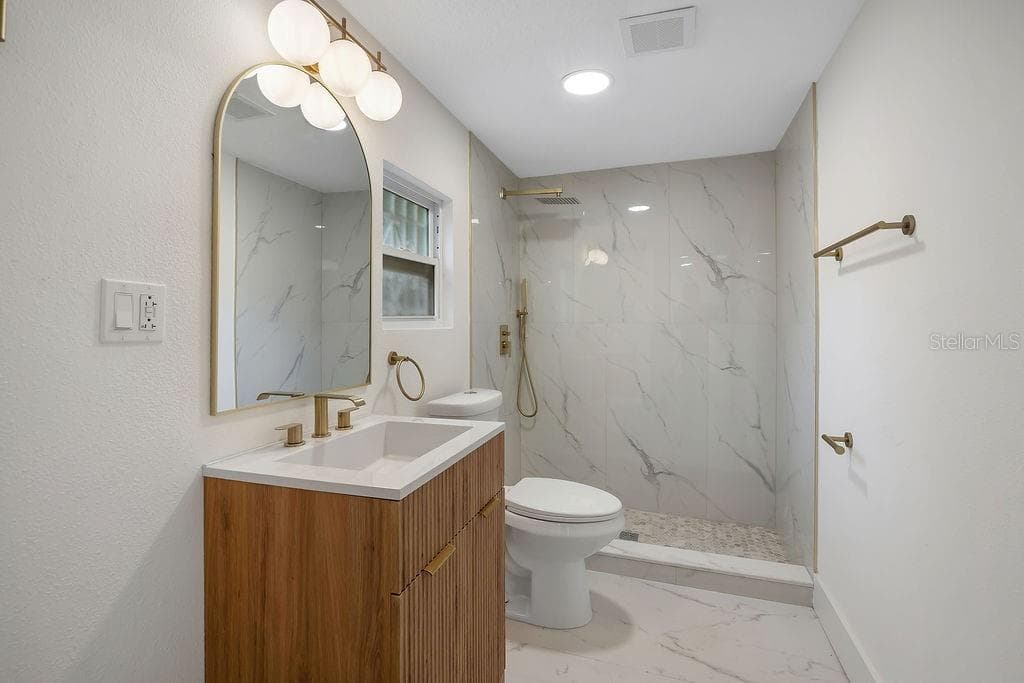 Single Family Residence at 842 DENNIS AVE, ORLANDO, photo 24 of 36