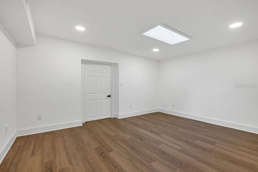 Single Family Residence at 842 DENNIS AVE, ORLANDO, photo 31 of 36