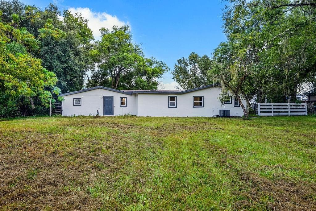 Single Family Residence at 842 DENNIS AVE, ORLANDO, photo 33 of 36