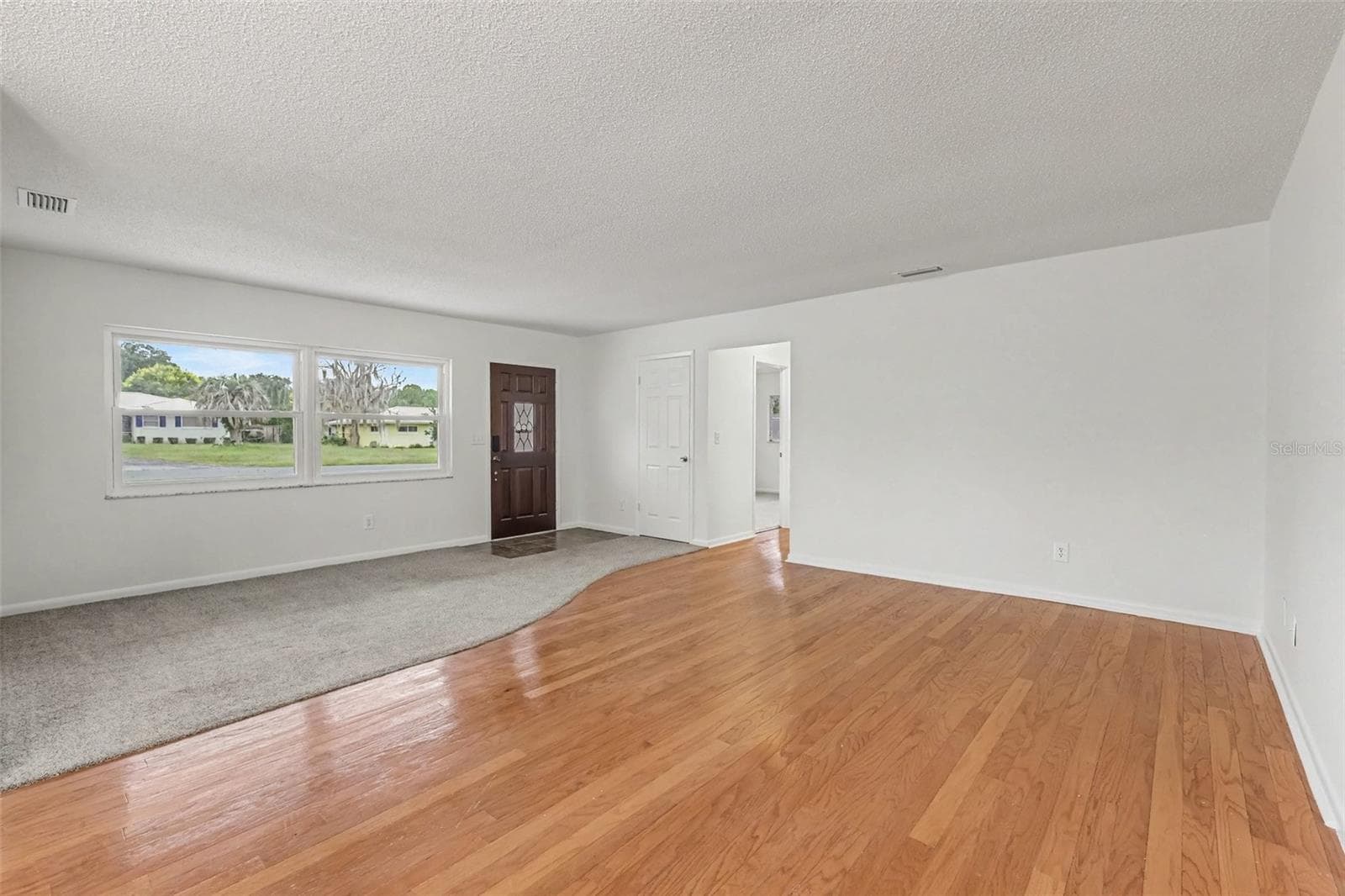 Single Family Residence at 410 HIAWATHA AVE, INVERNESS, photo 4 of 30