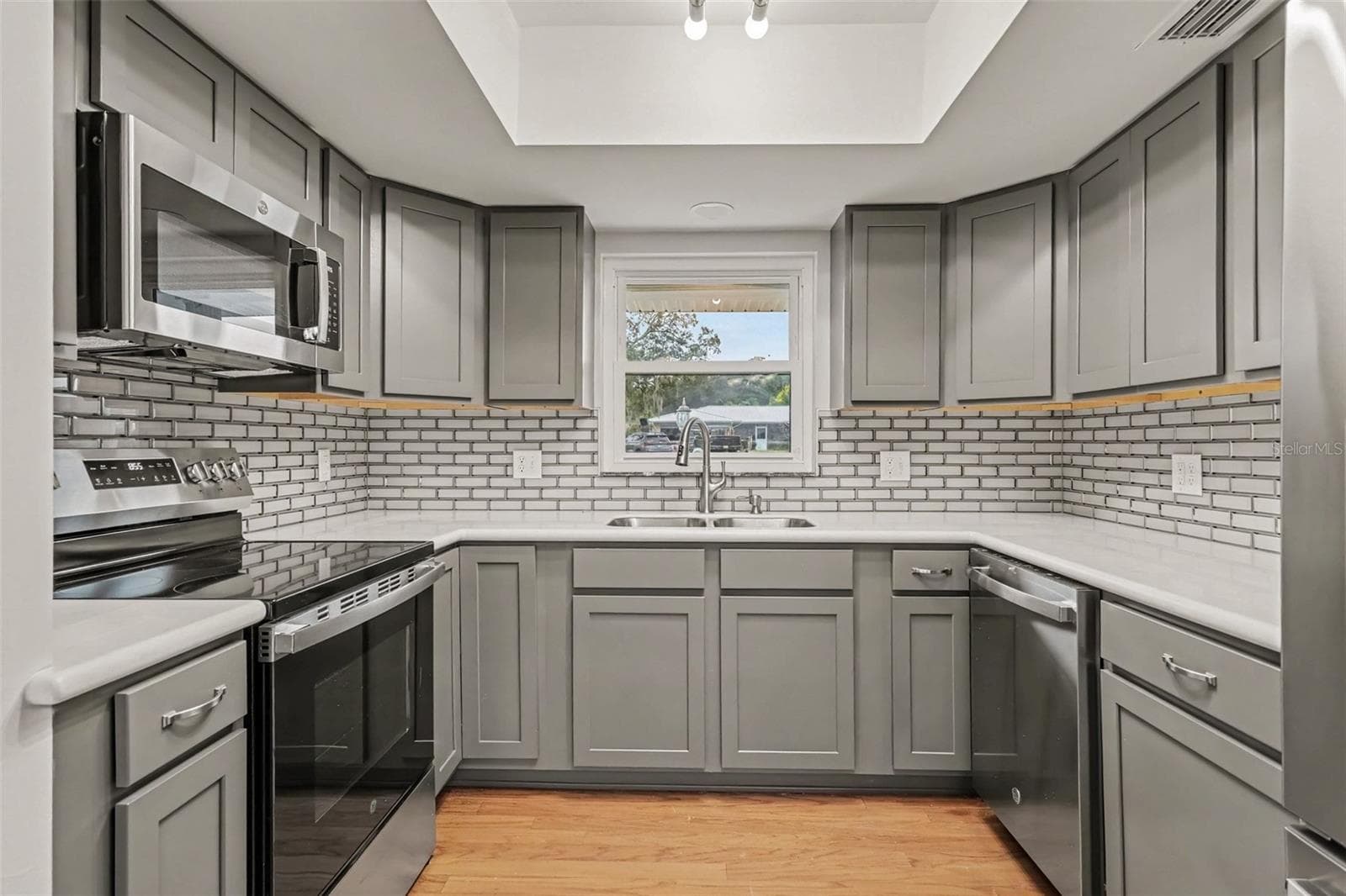 Single Family Residence at 410 HIAWATHA AVE, INVERNESS, photo 12 of 30