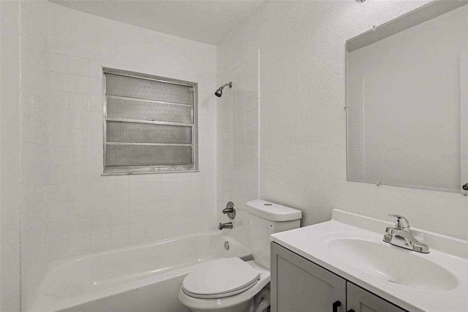 Single Family Residence at 410 HIAWATHA AVE, INVERNESS, photo 22 of 30