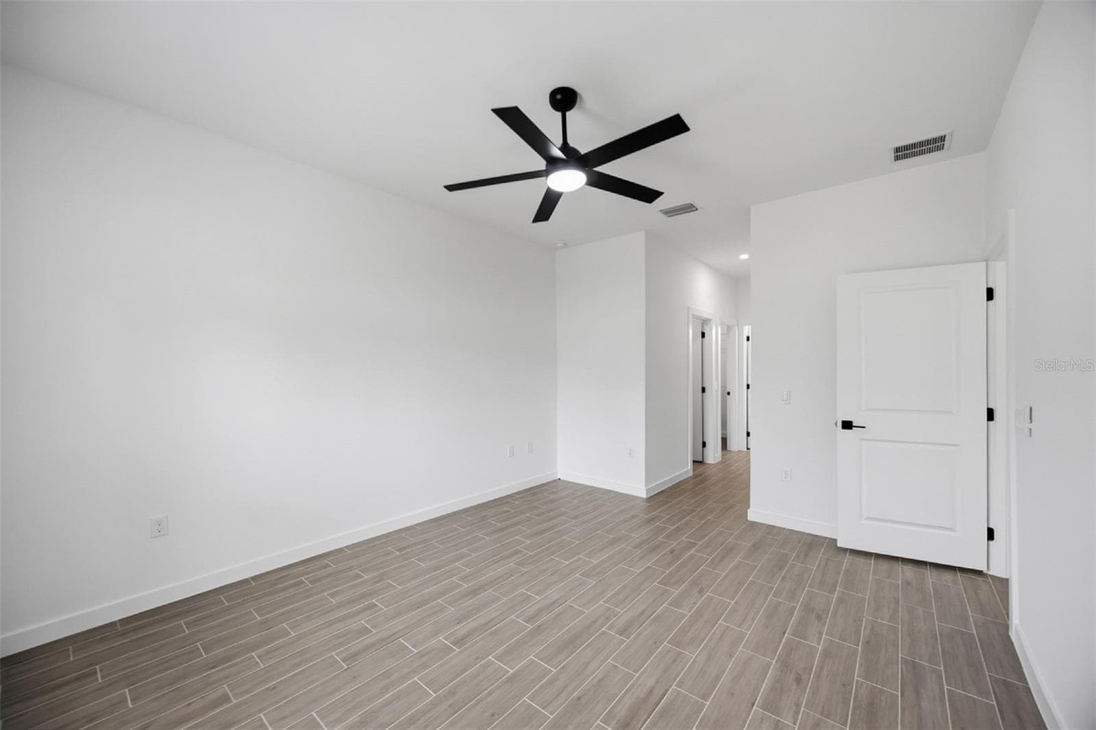 Single Family Residence at 1837 REMUS AVE, NORTH PORT, photo 9 of 13