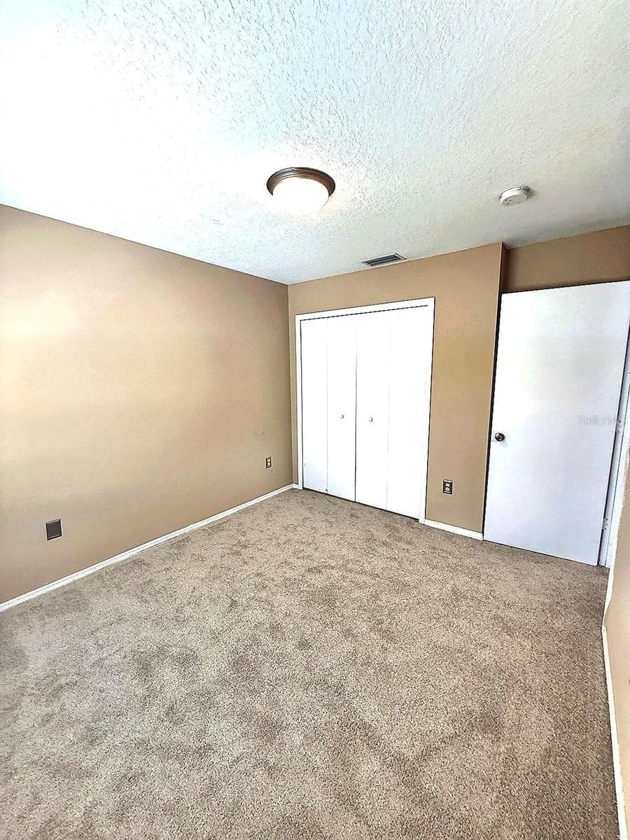 Townhouse at 2607 OLEANDER LAKES, BRANDON, photo 22 of 33