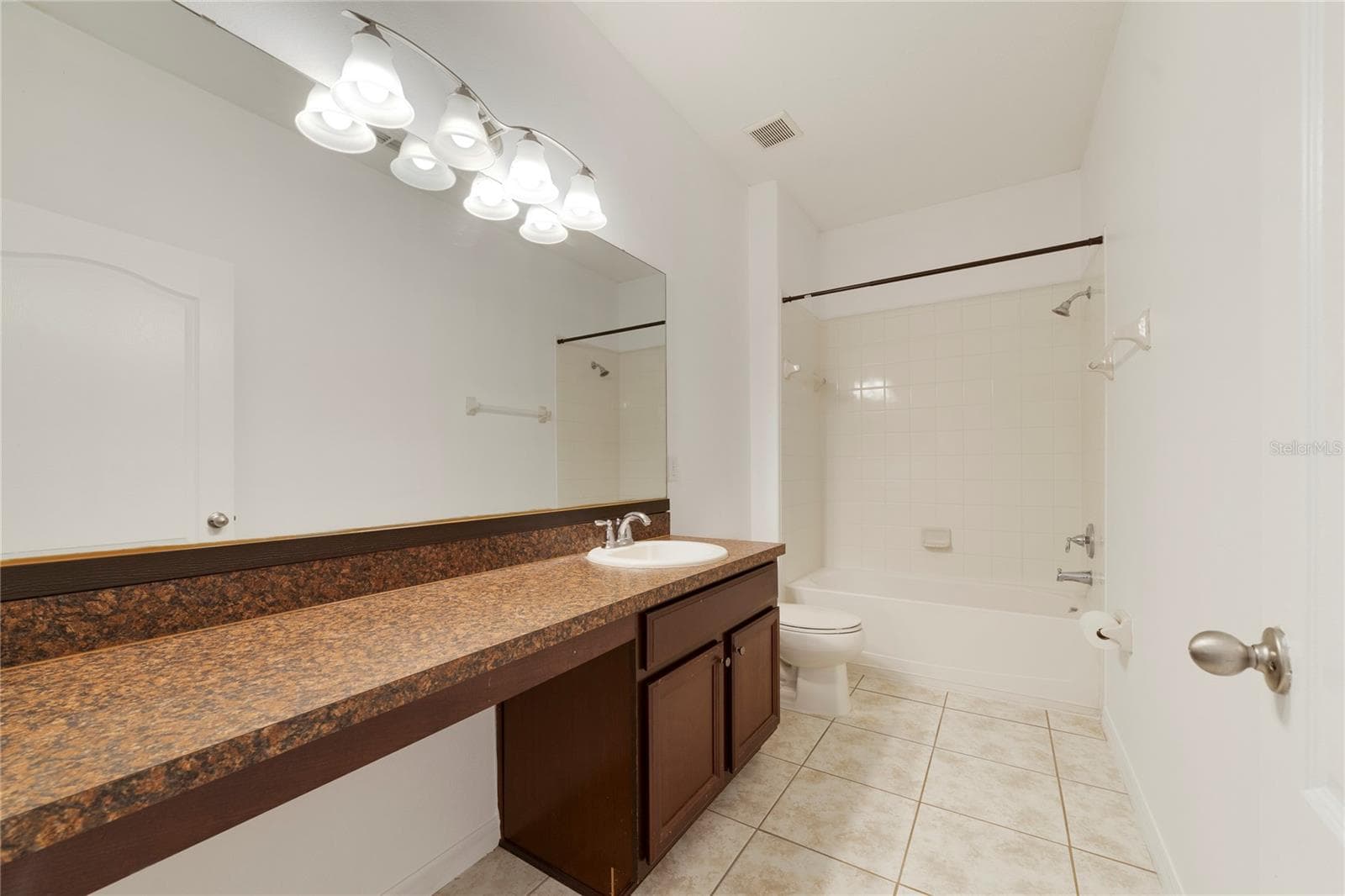 Single Family Residence at 8036 CRUSHED PEPPER AVE, ORLANDO, photo 23 of 41
