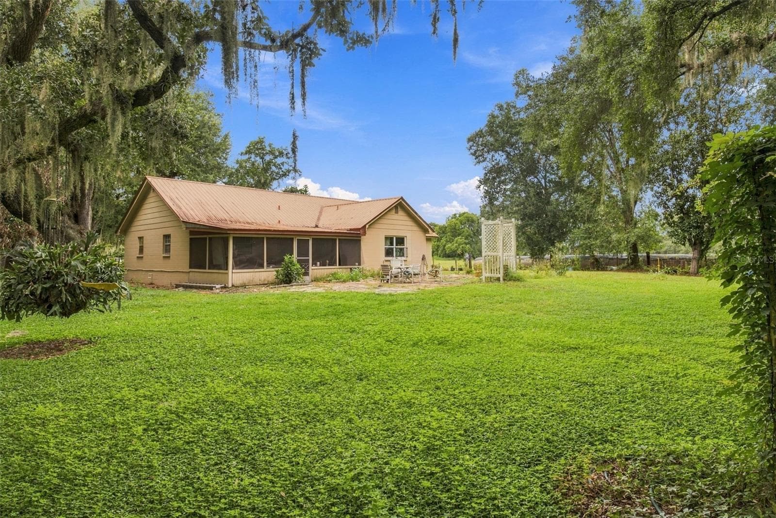 Single Family Residence at 2647 MCINTOSH RD, DOVER, photo 33 of 38